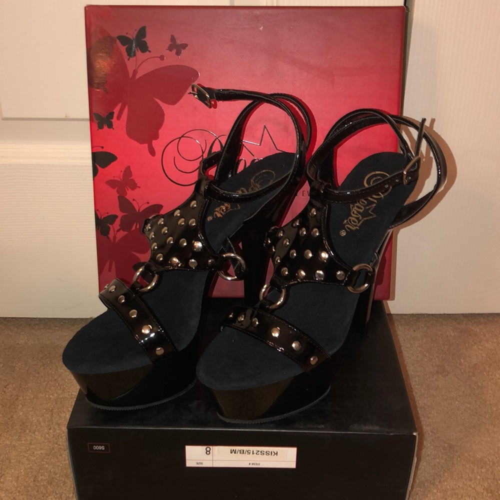 Black platform Pleaser heels